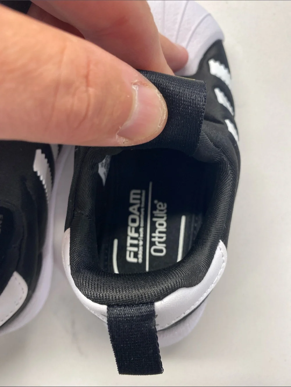 🆕 Adidas Slip On Black Shoes Fitfoam Ortholite Comfort Shoes Sz 6K BRAND NEW ✨
